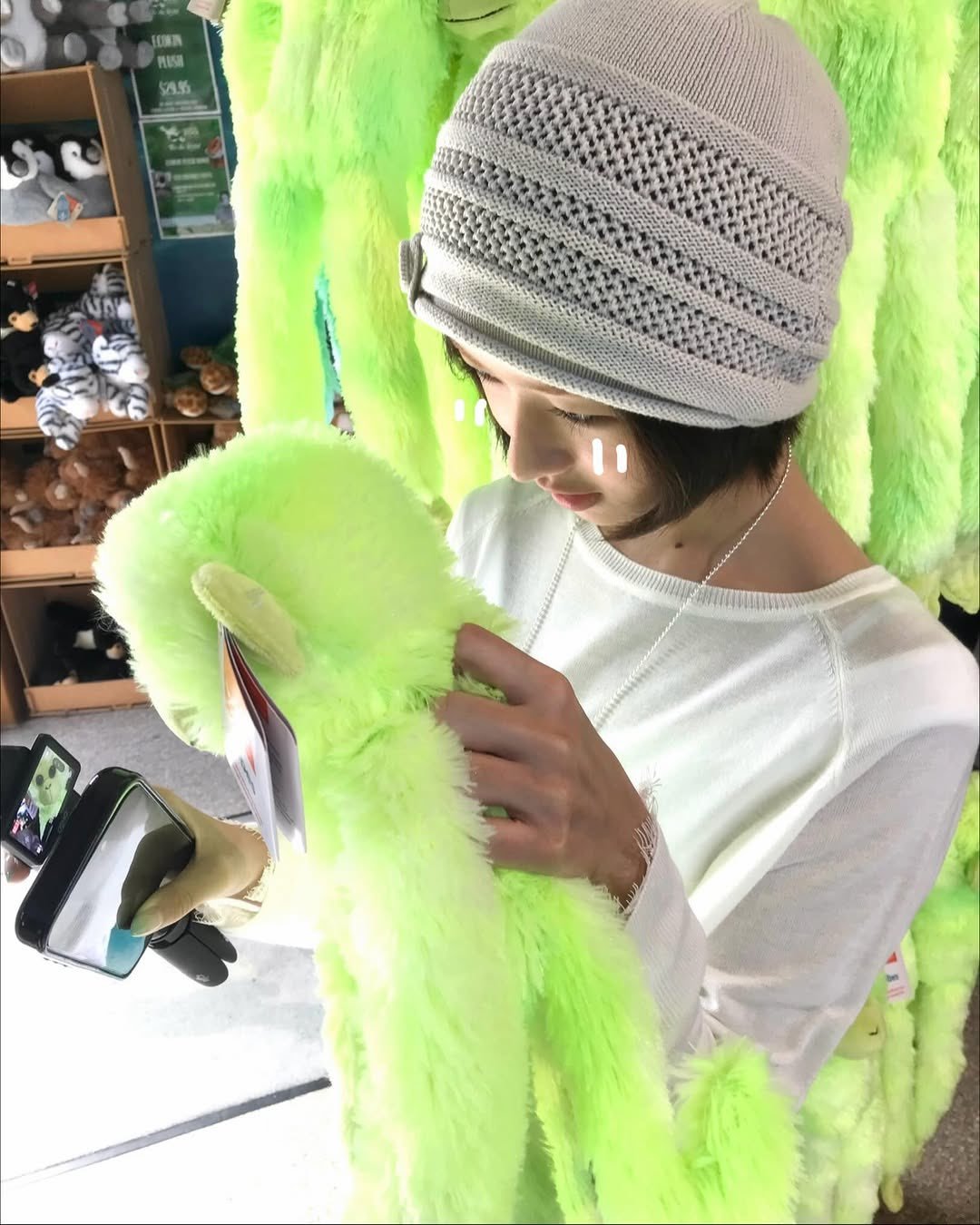 不敢想这衣服穿我身上又是怎样的月嫂装，然而她潮起来太简单了 