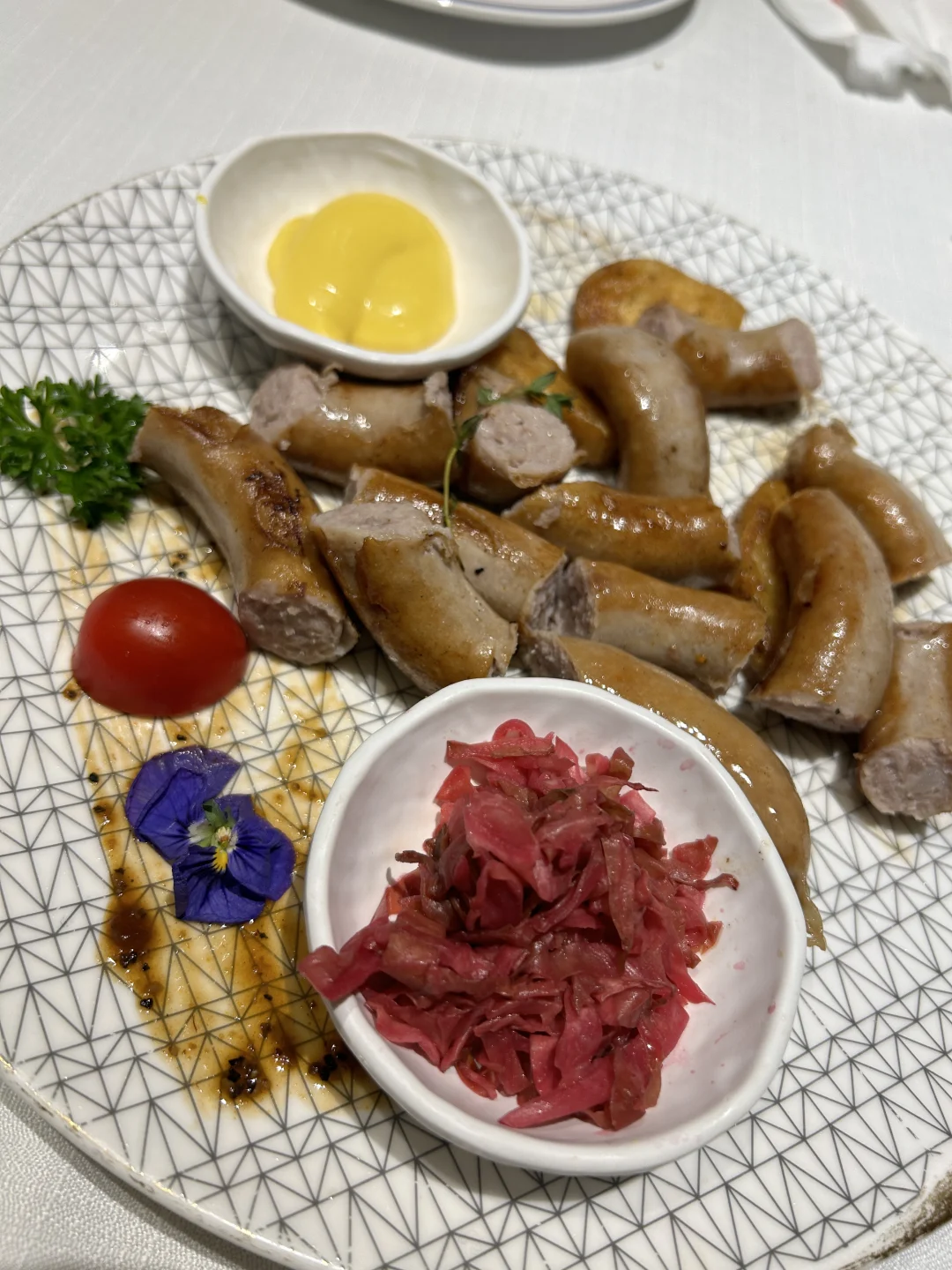 既然上次穿错鞋来上课 就将错就错吧～