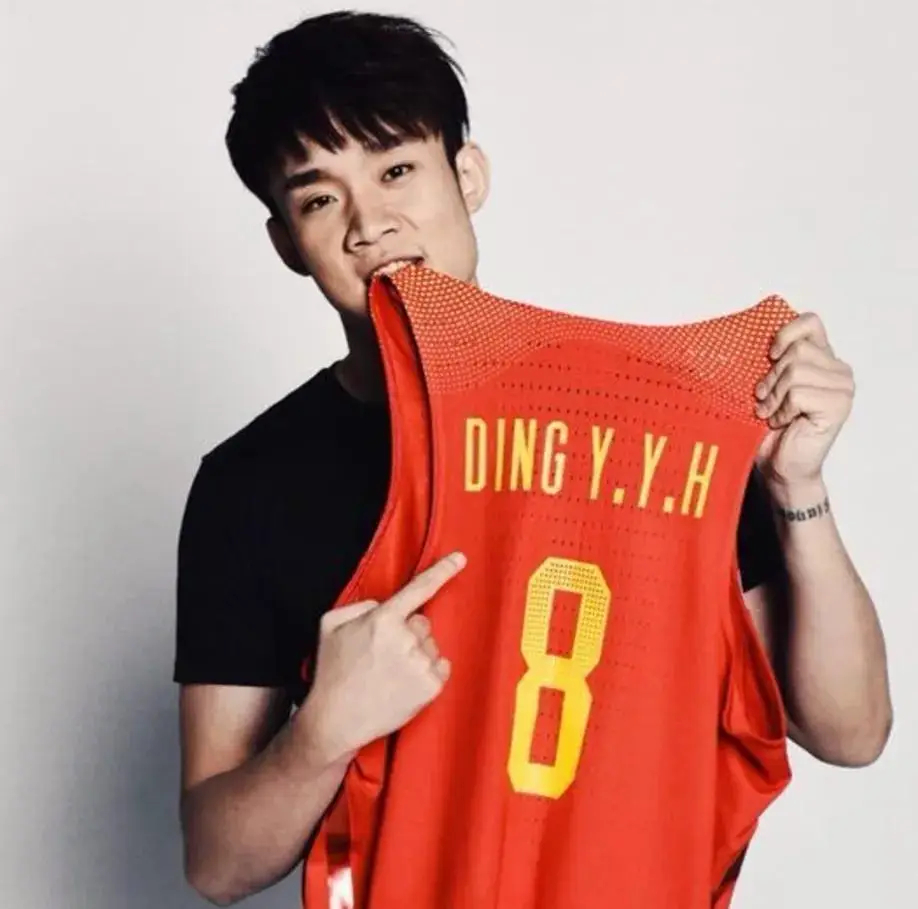 正式退役了，祝好，四字外援，经十路的丁神！丁彦雨航退役