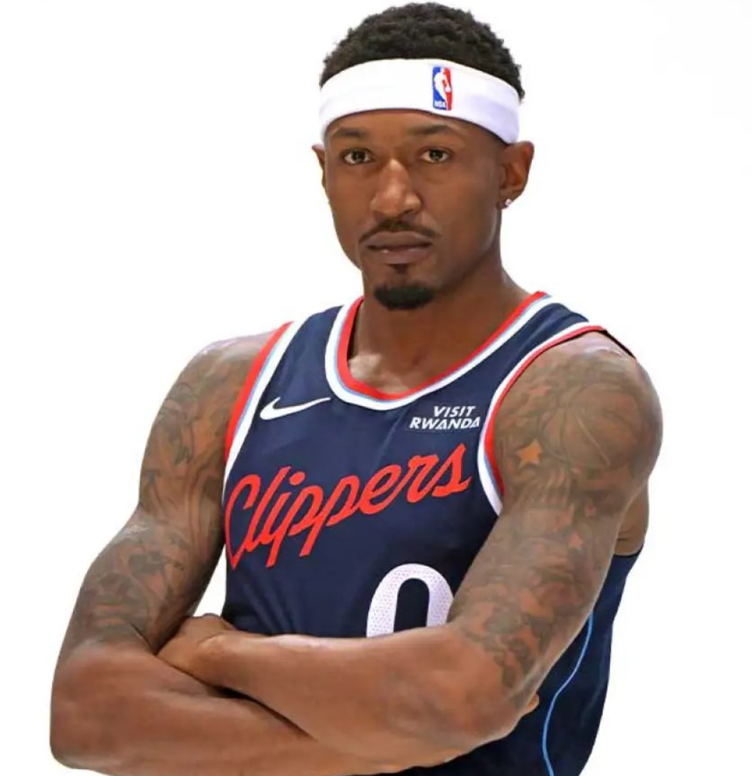 比尔将接受髋部骨折手术，预计将在6-9个月内完全康复。在过去五个赛季中，比尔只参