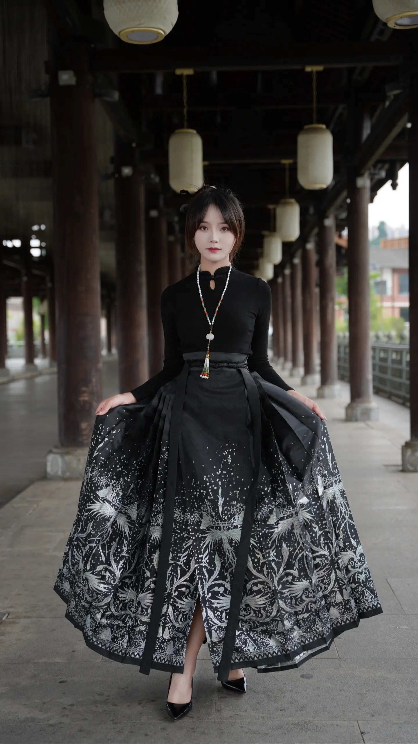 马面裙中国女人的搞定。小时候总有一个女侠梦