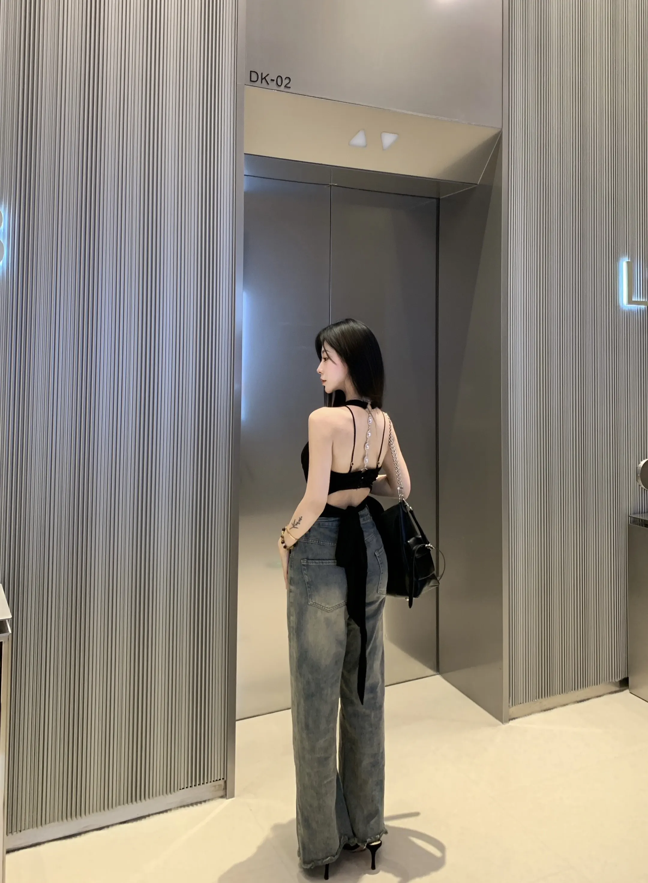 你和他玩吧 我只是一个爱绝交的小学生。