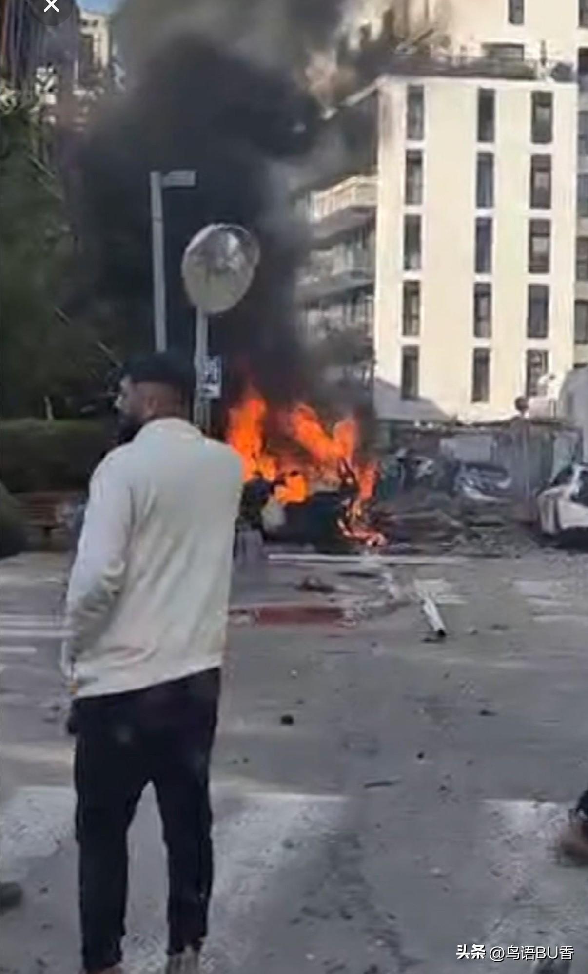 昨天，伊朗发射的导弹对特拉维夫街道上的汽车和建筑物造成了损失。
    伊朗的导