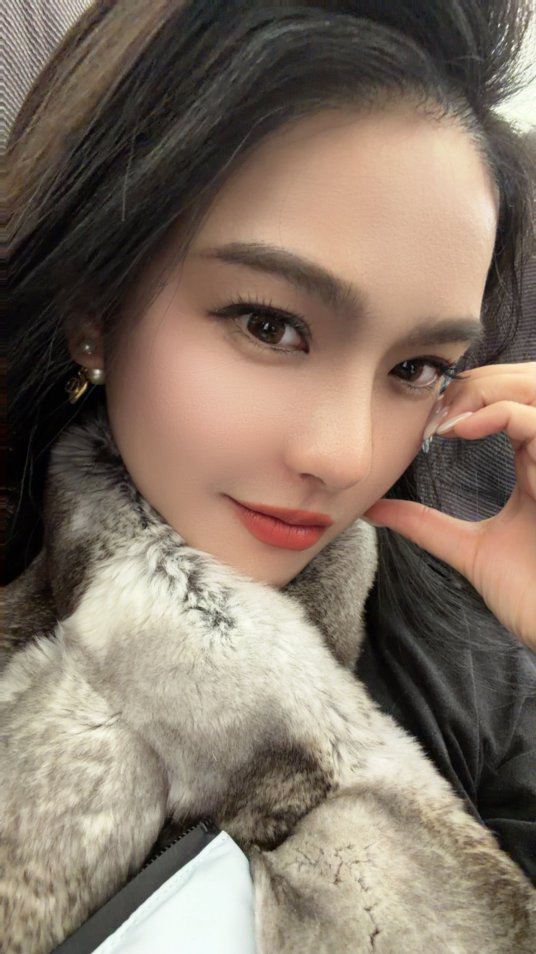 Wink三连你懂吧你懂吧，回家有多开心高铁的速度就是归心似箭的速度😎 