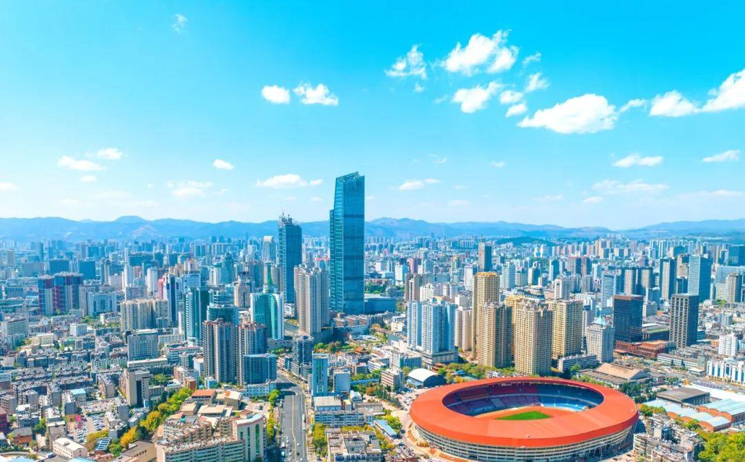 昆明财政收入接近六百亿！

2025年昆明全市收入575亿元，同比增长5.1%。