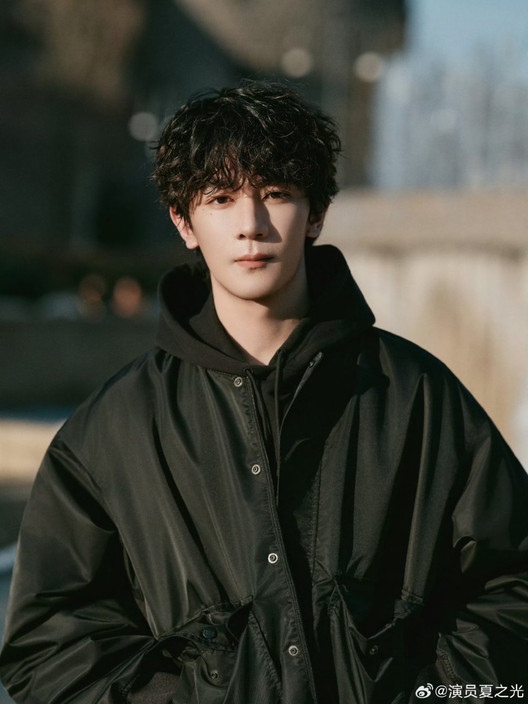 夏之光出道两年每月只有三千元 夏之光在综艺里爆料，刚出道两年每个月只有三千块，穷