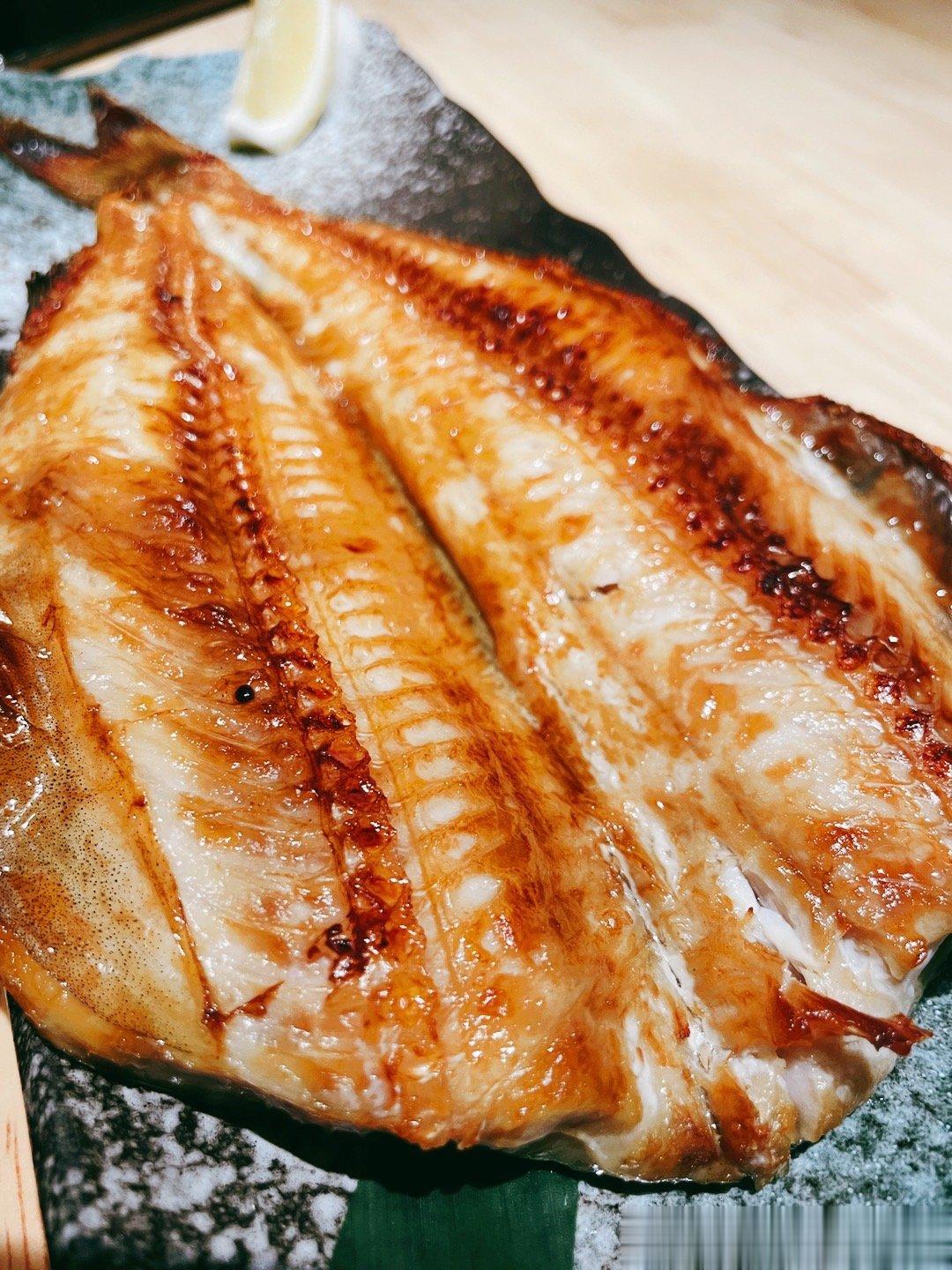 癌症后推荐吃的食物：主食：五谷饭、玉米、杂粮馒头、荞麦面、糙米、燕麦肉蛋：鸡蛋、