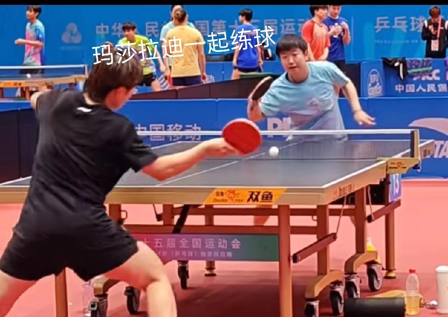 全运会澳门乒乓球训练场，孙颖莎与王艺迪练起了球，玛莎拉迪上演五局大战！

今天今