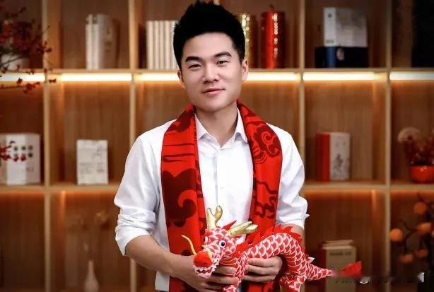 给所有家长朋友们整理出了董宇辉老师的10句励志金句
一定要藏好，跟孩子一起读一读