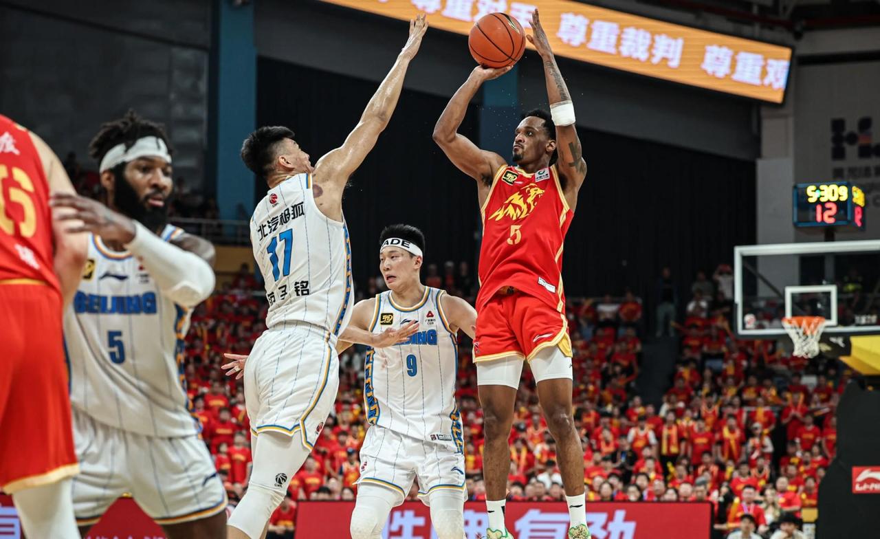 拒绝15连败！并想在接下来的这场遭遇战中强势掀翻广厦这支冠军强队，好终结王博他们