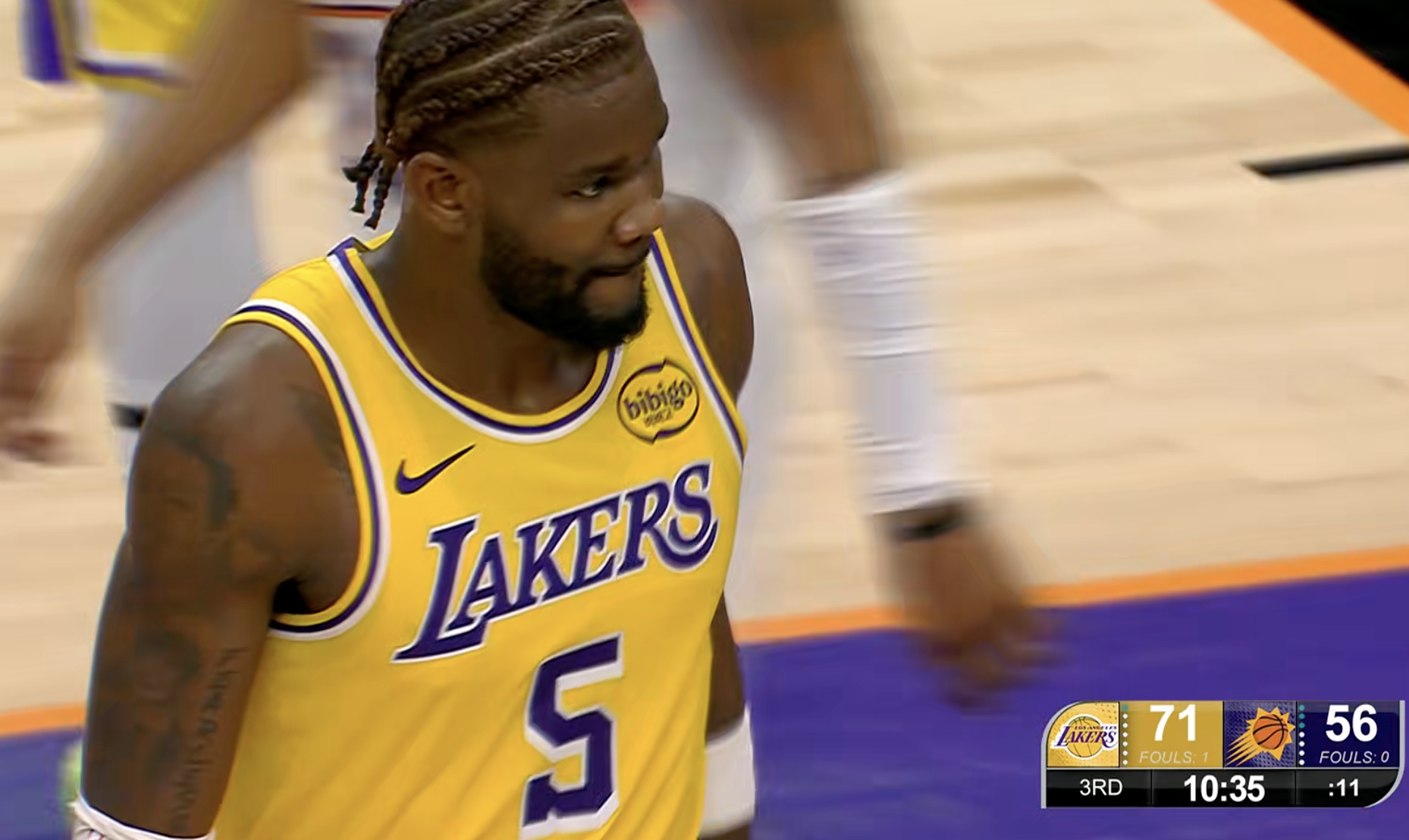 艾顿又送一帽！给了太阳球权，湖人挑战，成功 ​​​​