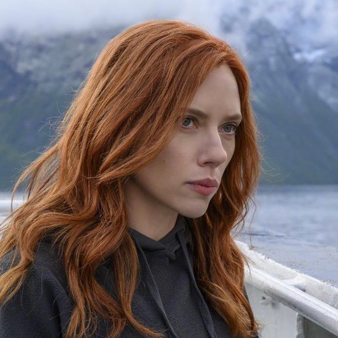 据报道：scarlett johansson 斯嘉丽·约翰逊与DC开启正式商谈，