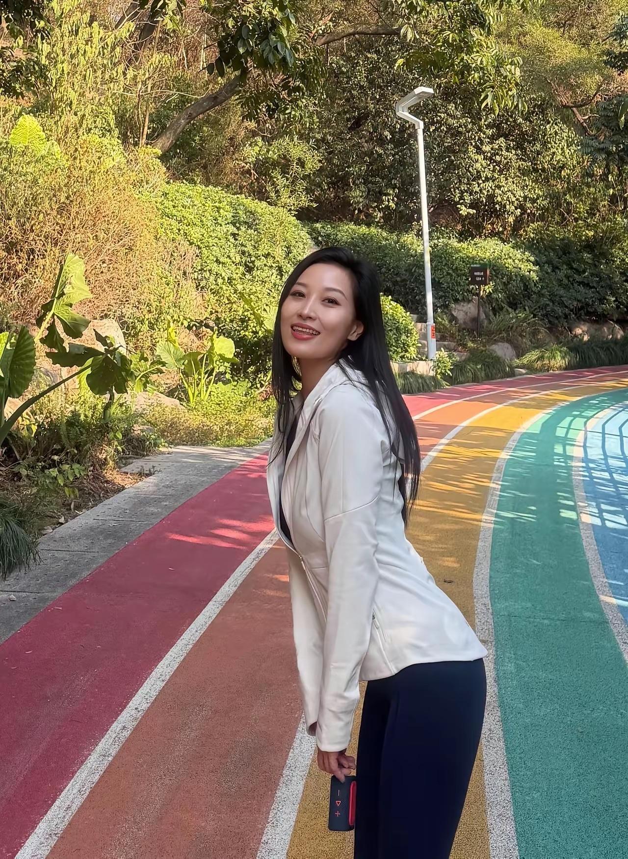 女性如何成为气质女神?