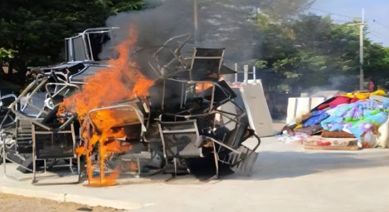 缅甸对电诈园区打击，再拆12栋建筑、焚数千“星链”及电子设备