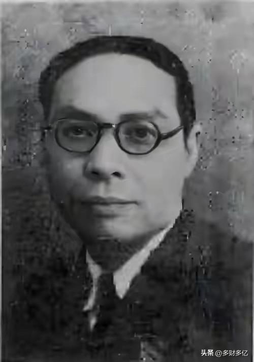 一句硬气话震住全场！国民党送机票逼逃，他直言：毛泽东是我同学，我怕啥
 
国民党