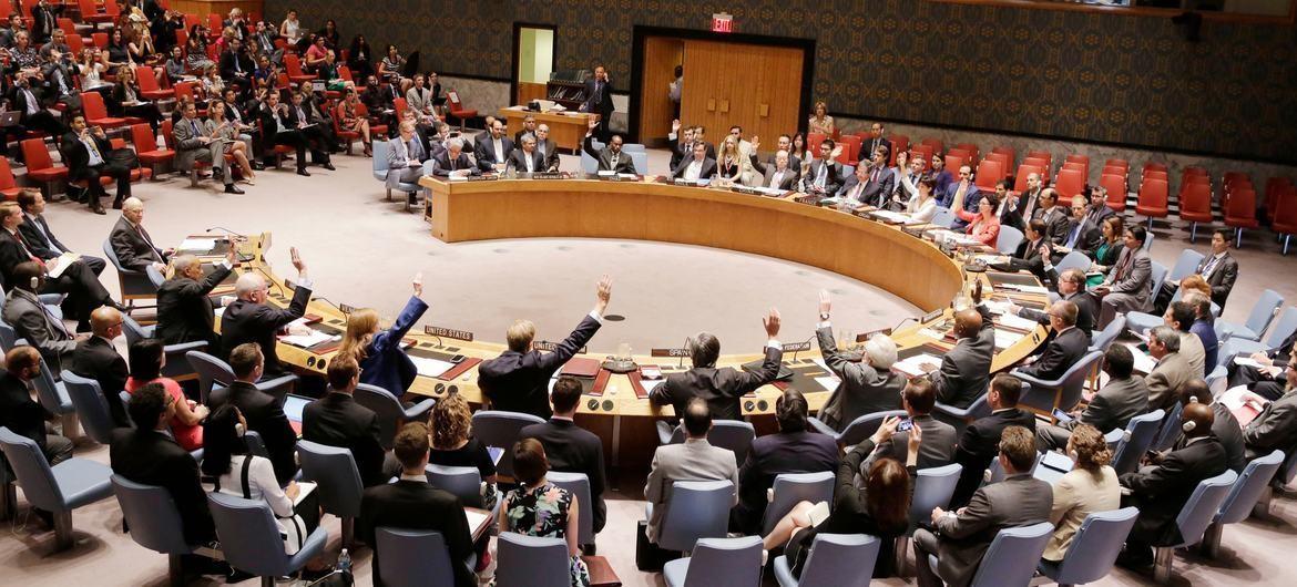美国企图“续命”，被中俄直接摁了下去。近日，联合国安理会就美国起草的“1737伊