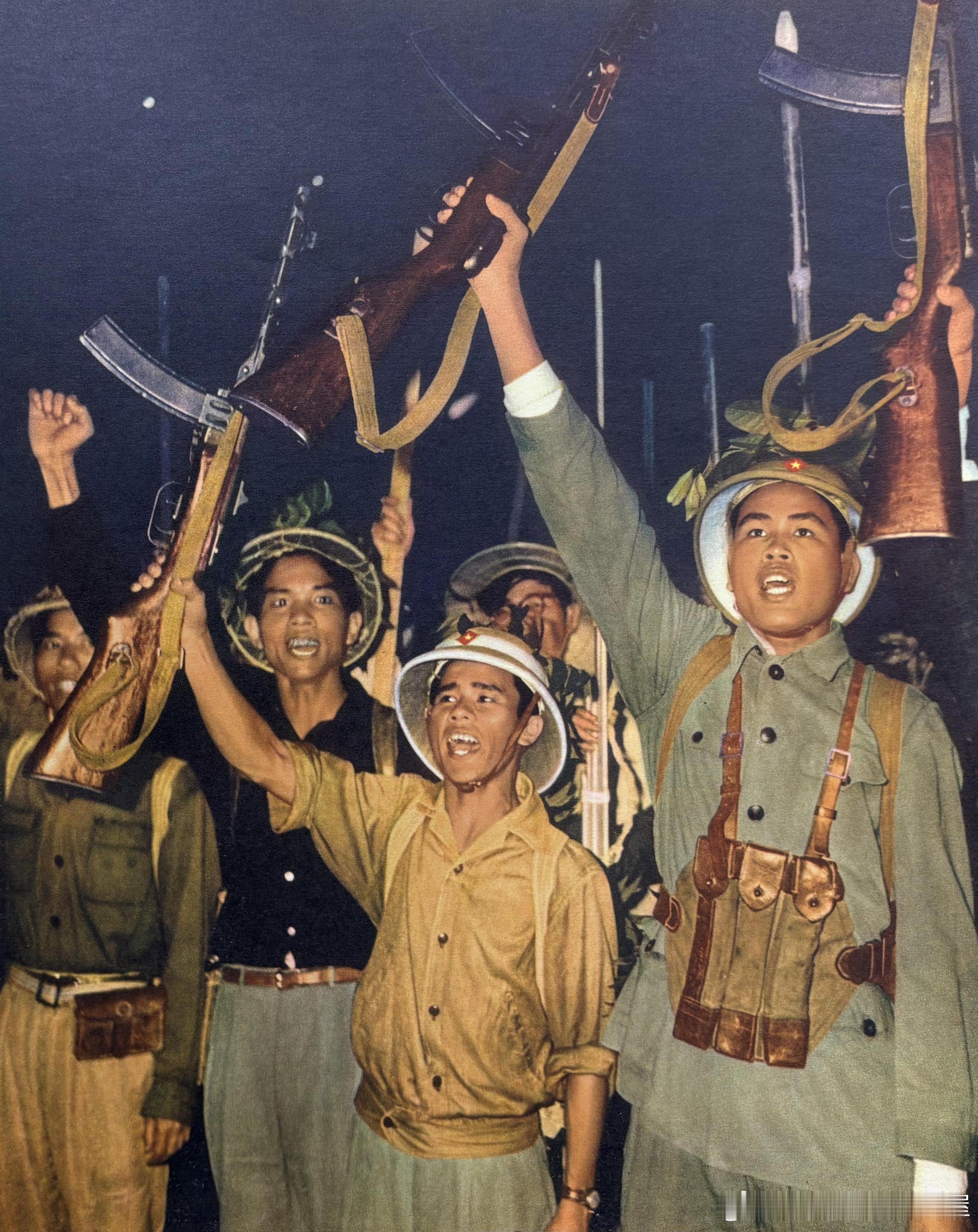 1965年集结在越南北方的南方干部战士响应1965年3月22日越南南方民族解放阵