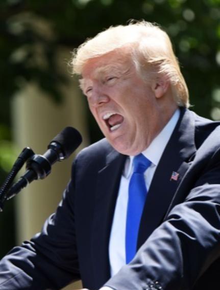 现在，世界人民应该感谢特朗普，不是说他多厉害、多伟大，而是他当了美国总统那几年，