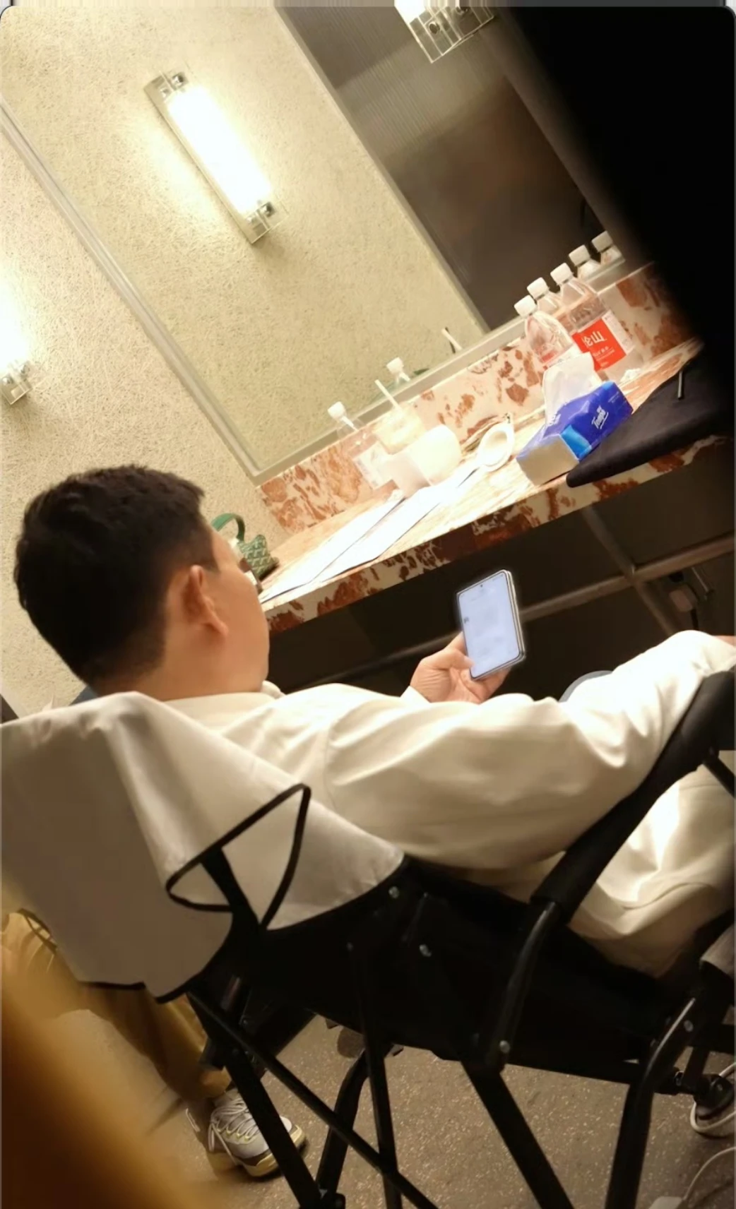 真的来了！余承东首秀Pura X Max真机