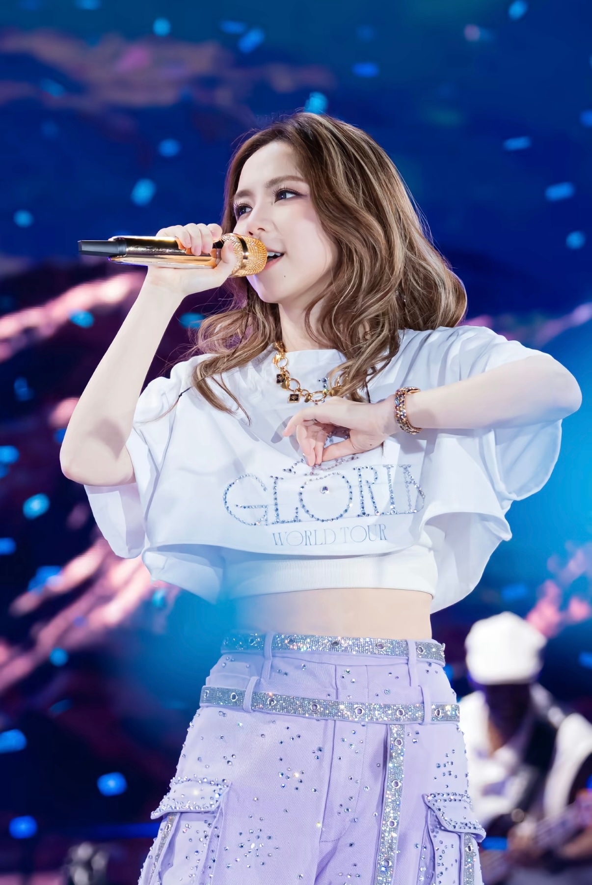 徐子未的愿望清单是和邓紫棋合唱国粤无双哇塞，徐子未愿望清单直言想跟邓紫棋合唱，两