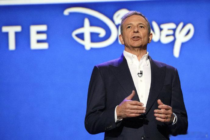 BobIger卸任迪士尼CEO鲍勃艾格尔卸任迪士尼CEO Bob Iger卸任迪