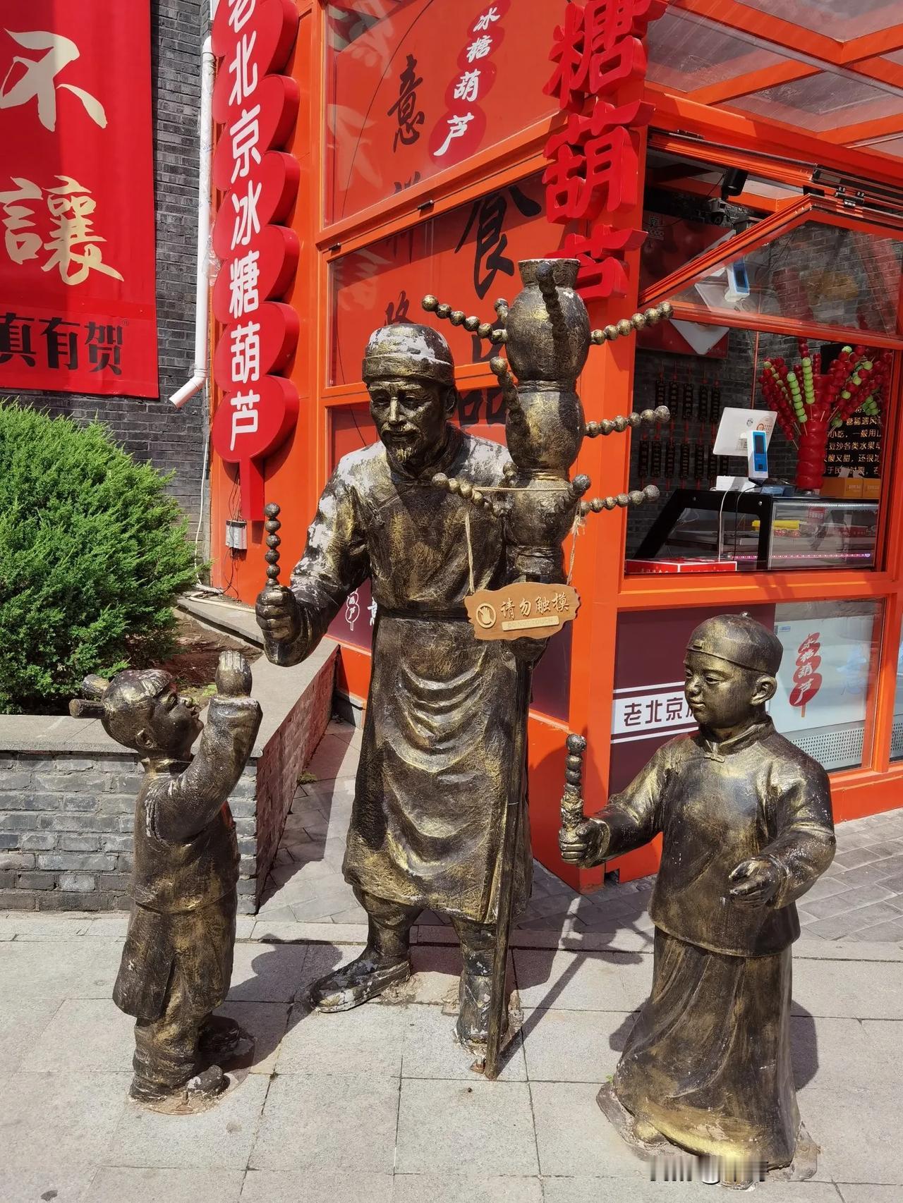 我62了，公交车上我还给比我大的让座呢，当然带小孩子的，我也会让！