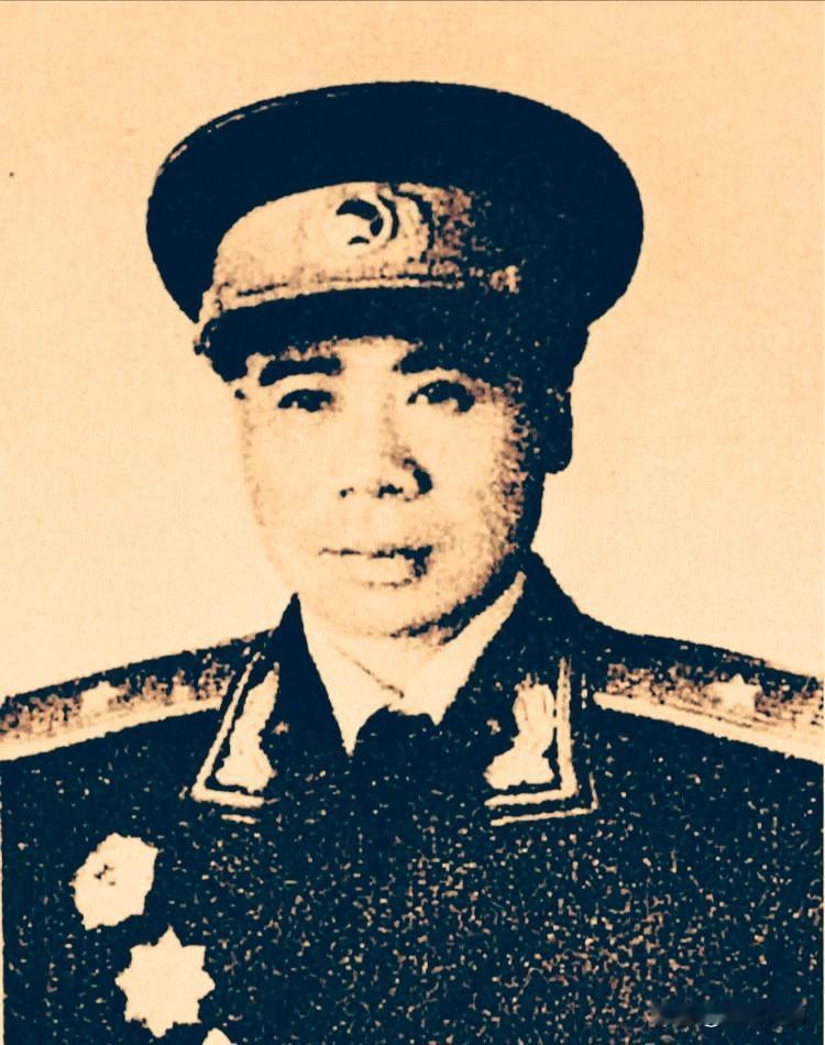 康林：开国少将、九至十一届中央候补委员
 
康林，原名康昌荣，1916年5月生于