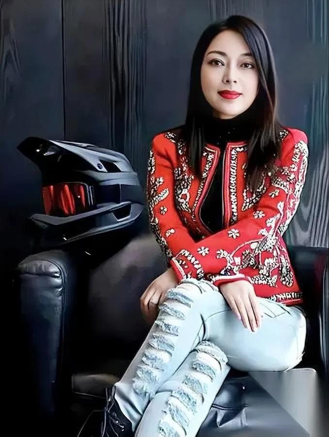 应儿姐最近乐开花了

真不是撞大运了

是当年撒的善因真结出金果子了！

09年