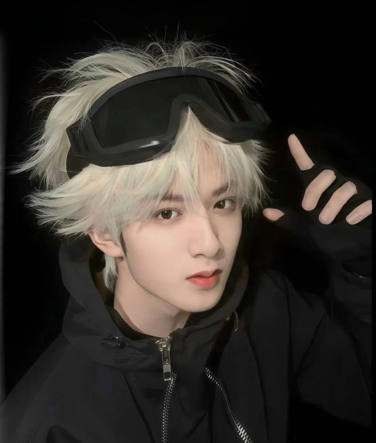 刘耀文是真帅啊，期待新综艺，肯定有趣 