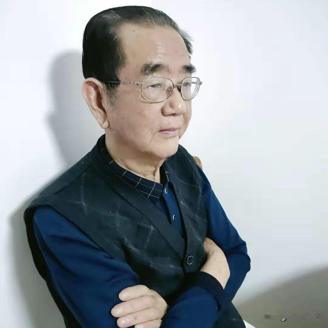 一个八十四岁老先生给我的微信留言


规范的市场经济就是人民当家作主的最好体制[
