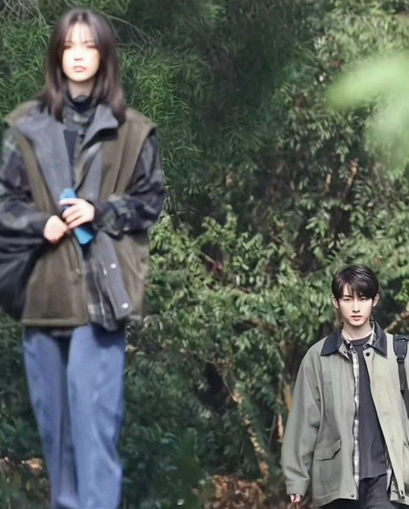 杨超越董思成新剧命好苦的感觉就是说一旦接受这个设定，也跟着心疼起来杨超越和董思成