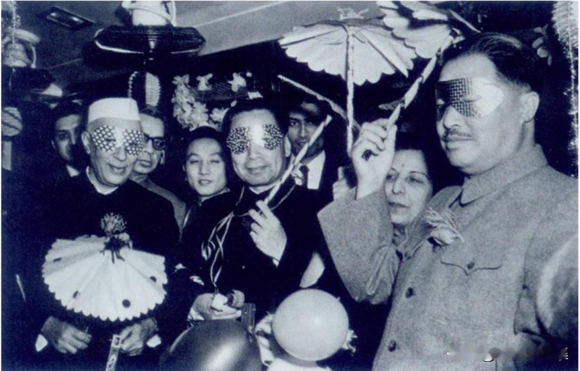 1956年12月30日，周恩来总理在结束对巴基斯坦的访问后再次访问印度。在此期间