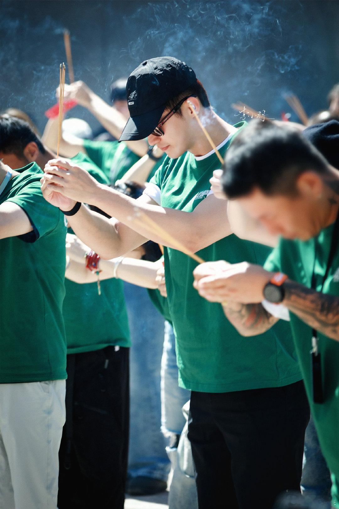 黄景瑜身材安全感黄景瑜身材安全感，好帅啊！期待新剧 