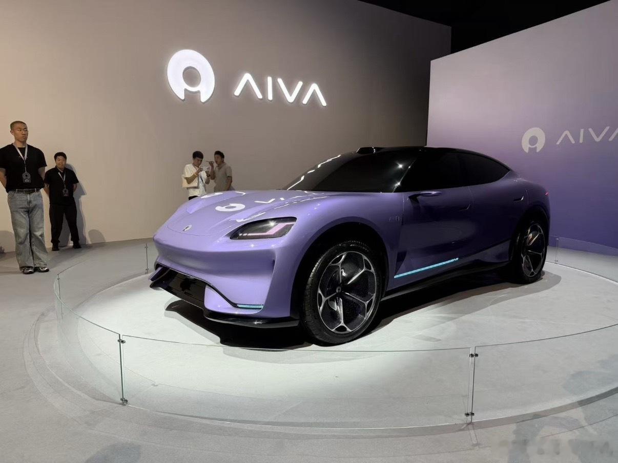 赛豆科技AIVA品牌发布会阿维塔 赛豆汽车赛豆汽车正脸 从发布会来看，这台车偏向