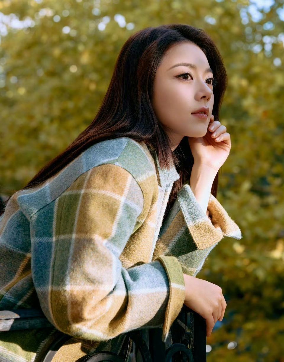 赵今麦～～赵今麦在国外美成啥了 ​​​