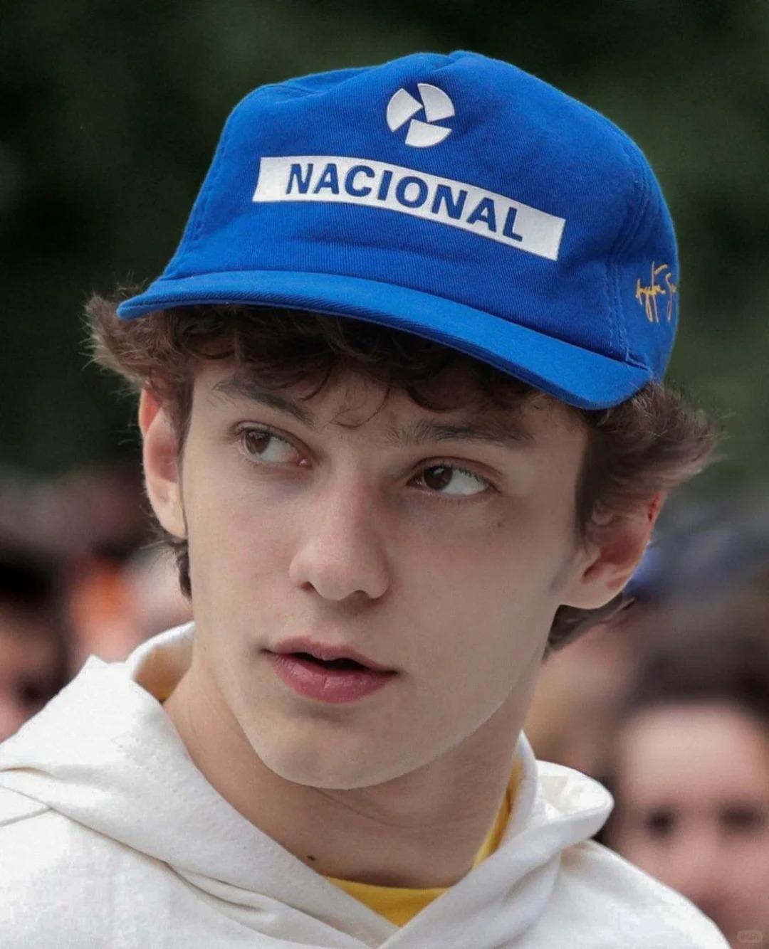 F1这两站看下来，梅赛德斯车队是真的稳⚡乔治·拉塞尔节奏老练，基米·安东内利上限