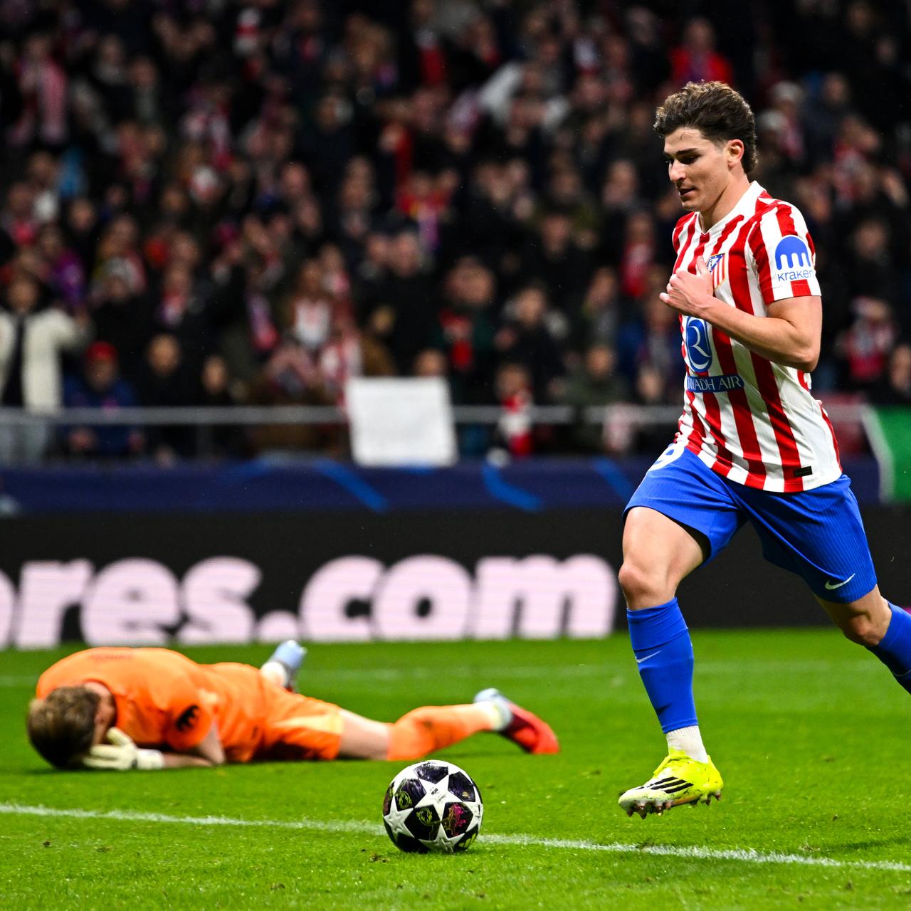 求心理阴影面积，这门将太悲催了，堪比利物浦的卡里乌斯！虽然门将难辞其咎，但其实是