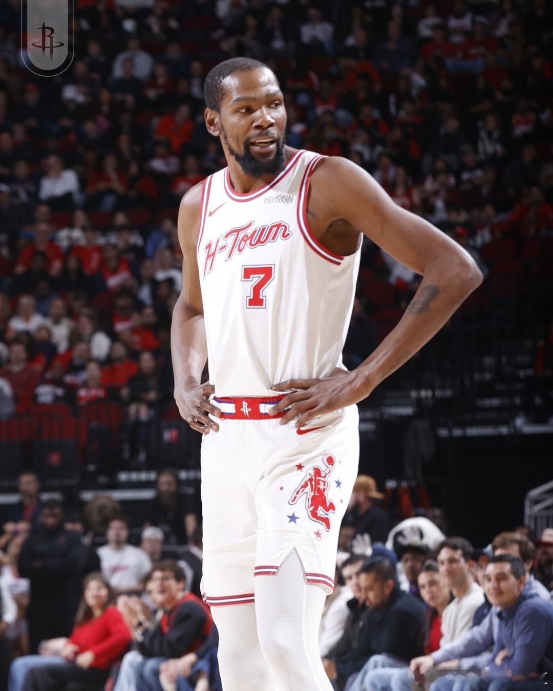 火箭126-119战胜步行者！20胜10负排行西部第四杜兰特30分6篮板5助攻、