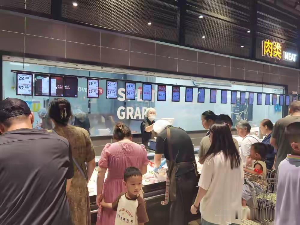 猪肉没肉味，蔬菜没菜味，水果没果味……儿时的味道去哪了？
 
明明现在物资应有尽