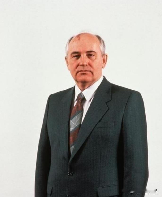 1992年，俄罗斯公开绝密档案，曝光了抗美援朝被掩藏42年的真相。原来抗美援朝还