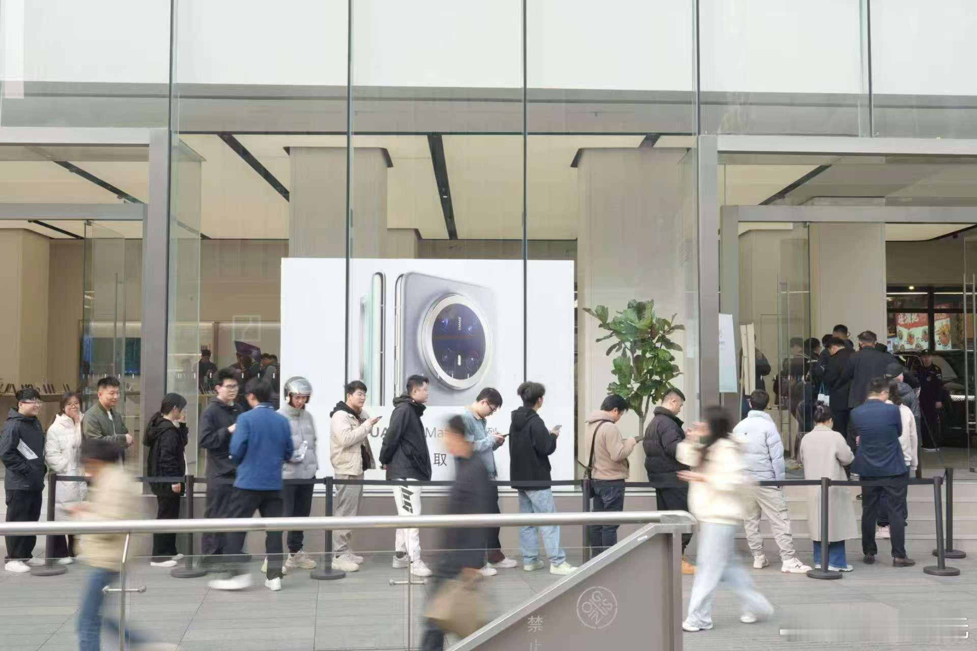 今天 华为Mate70开售 大家都拿到了吗？问了下朋友，除了Pro版512GB和