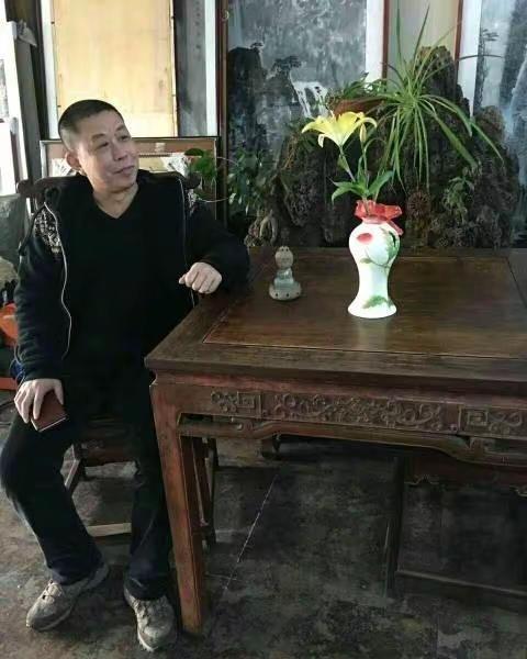 在家无事心静如水，顺心一笑了开心就好。 🙏🙏🙏