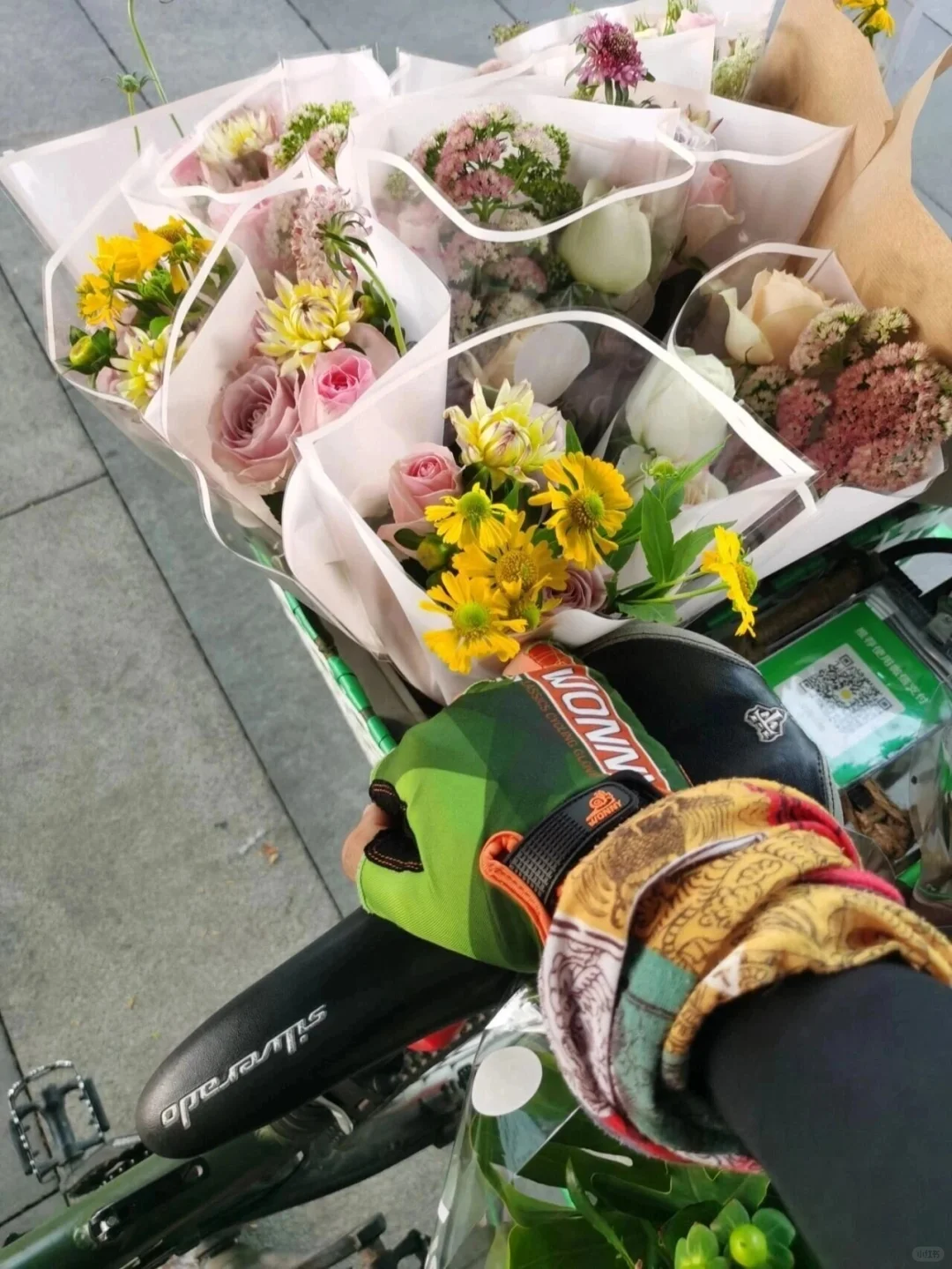 我为什么坚持骑行卖花（2）