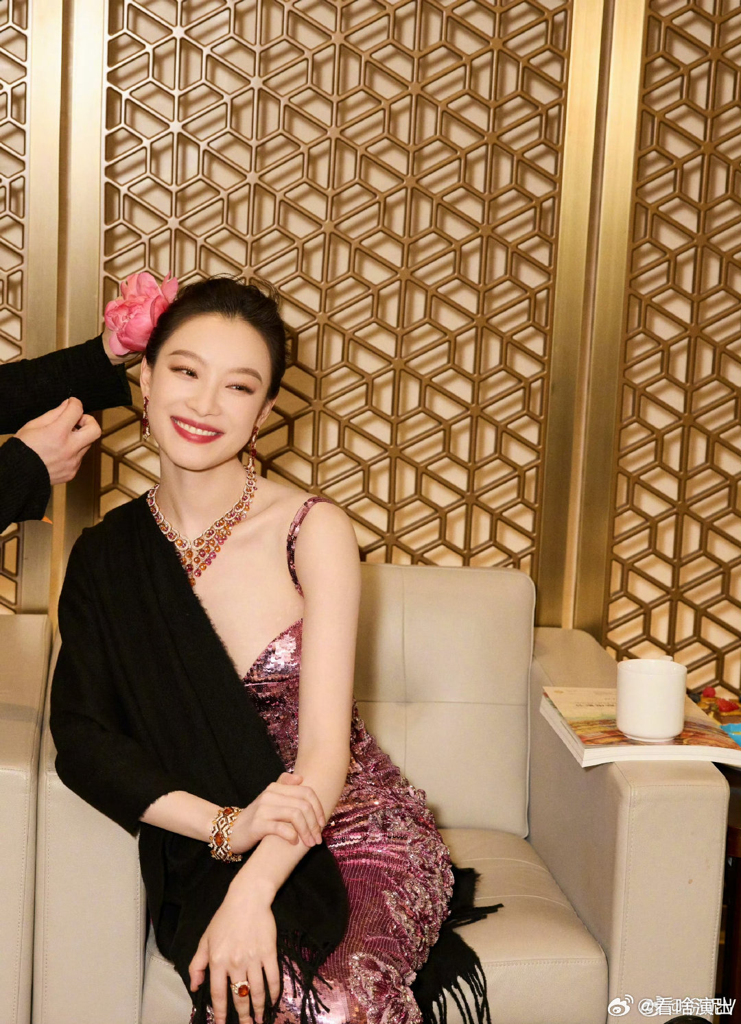 李宇春倪妮二搭李宇春倪妮时隔11年二搭已经迫不及待蹲住节目路透，坐等看她们的旅途