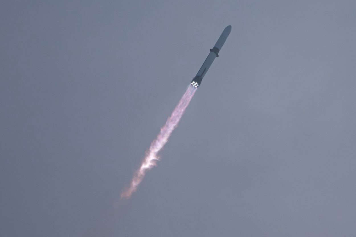 昨天19:25，Blue Origin在卡纳维拉尔太空军基地LC-36，发射了N