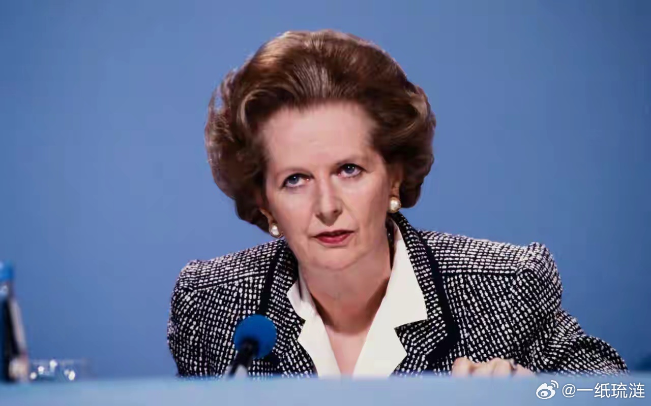 绝不向暴力妥协，绝不向恐吓妥协，绝不向那些妄图用暴力摧毁自由与民主的人妥协。因为