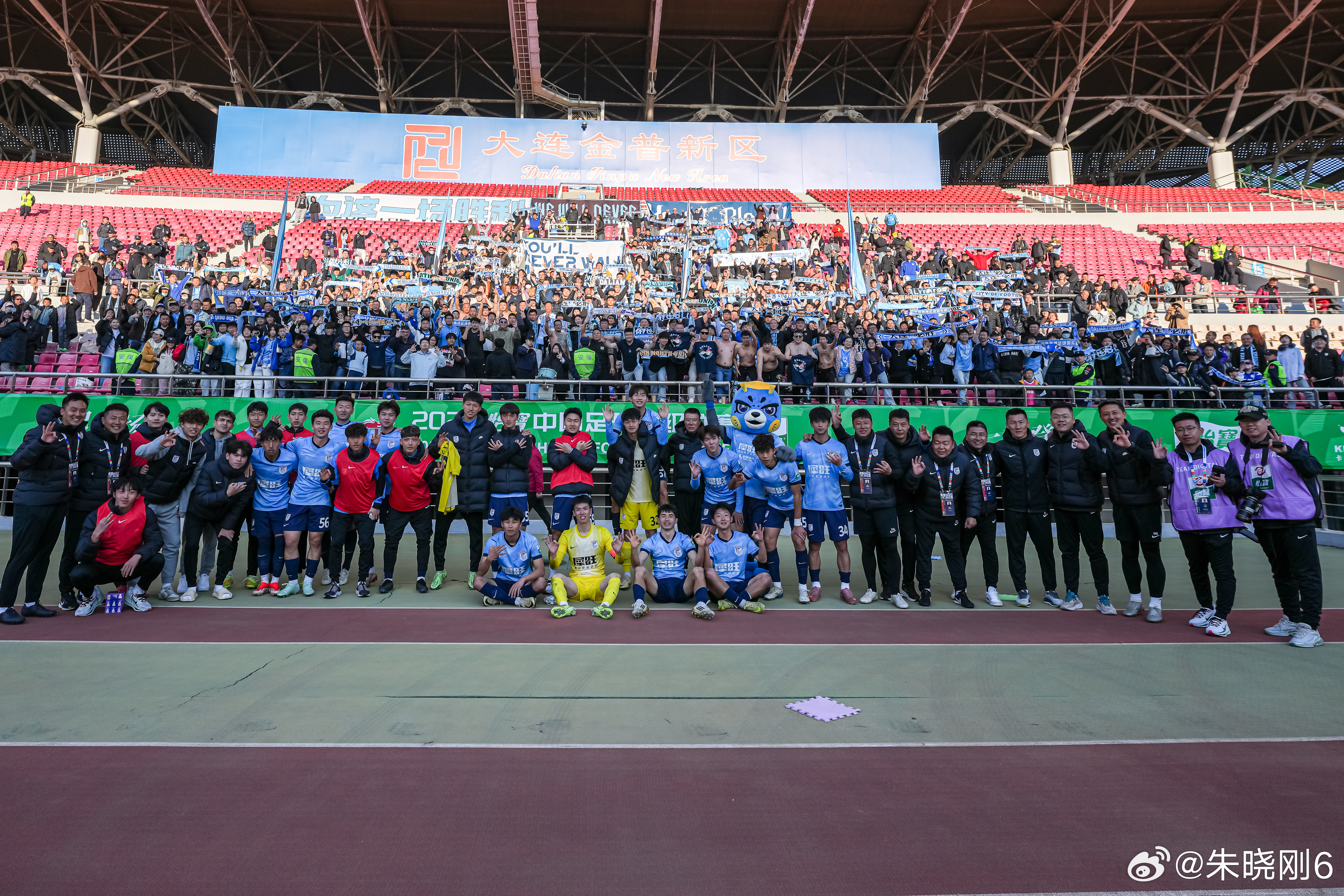 感谢所有到现场支持我们和默默关心我们的朋友