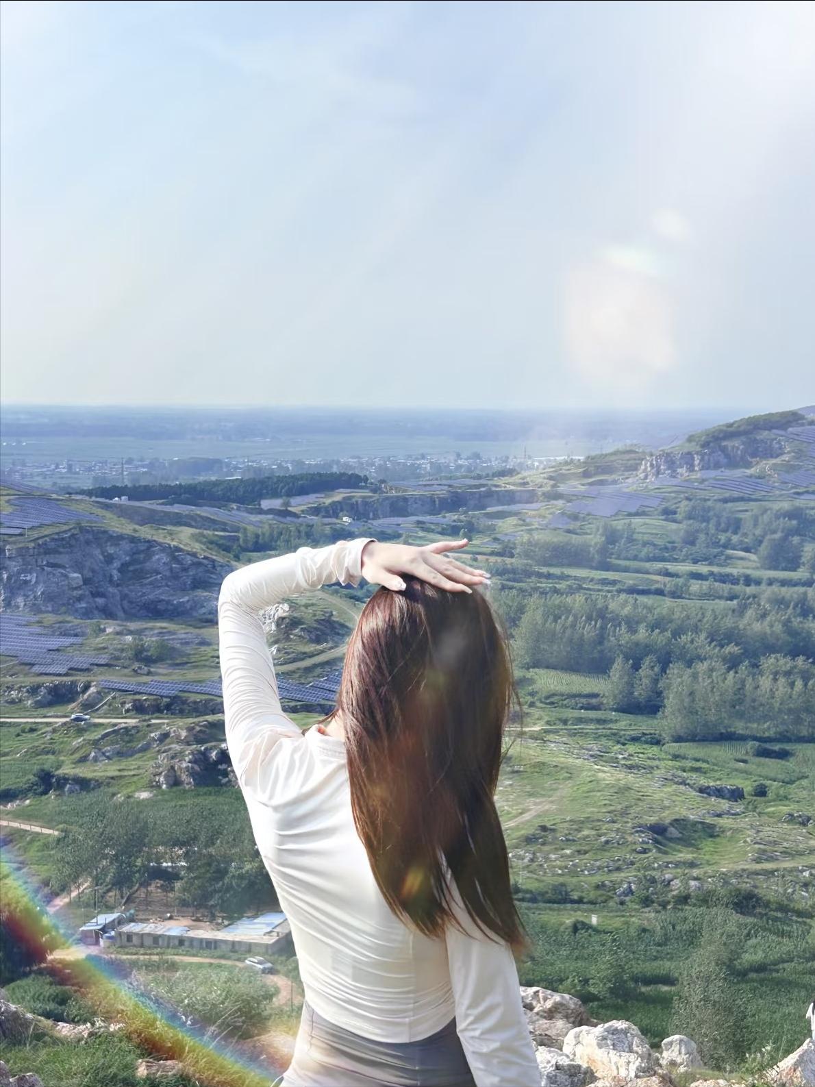 我是安徽人，女，今年32岁，上海某211大学毕业，专业国际经济与贸易。
一毕业，