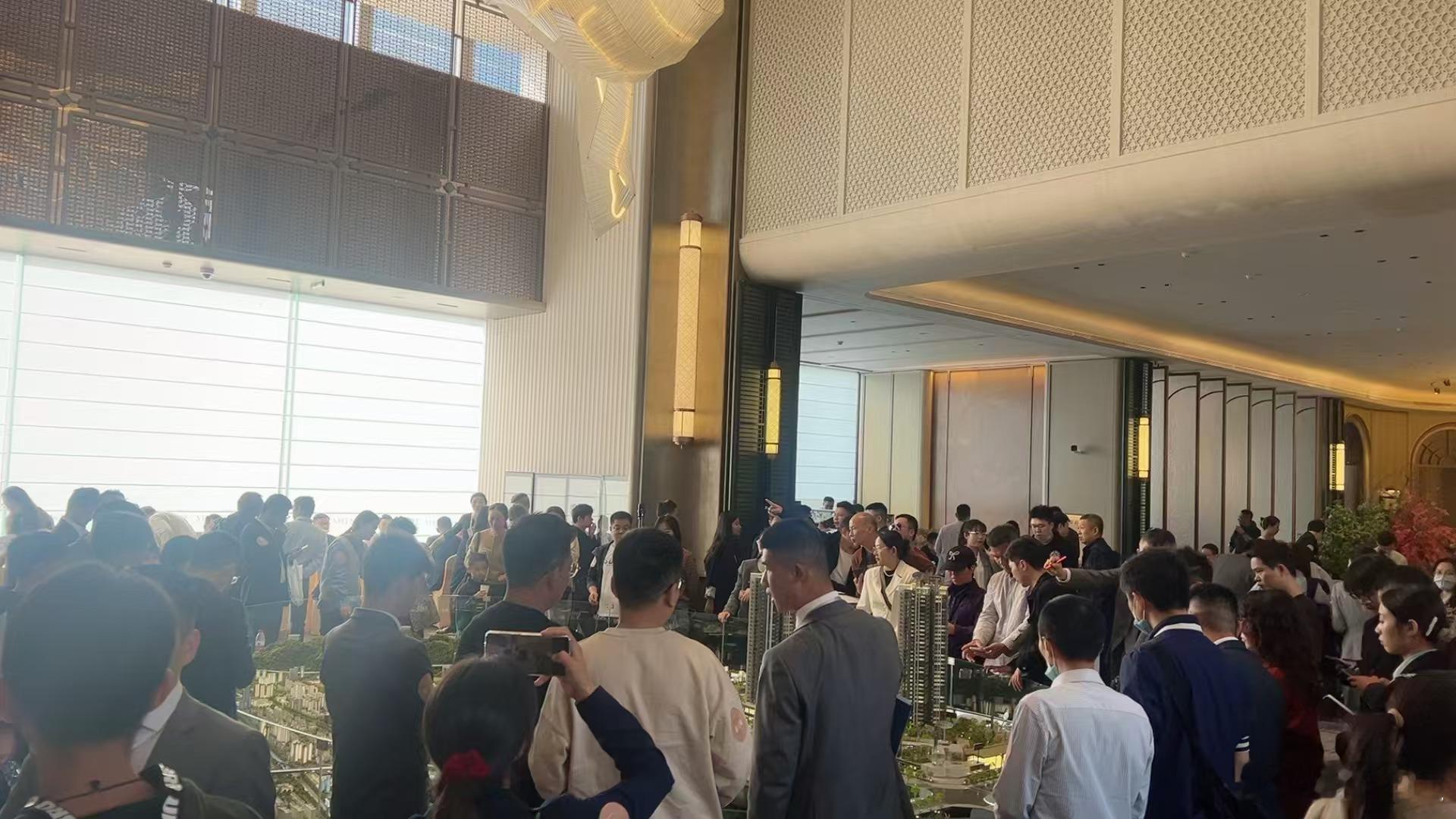 核心城市供求关系总体在好转，这一次楼市止跌回稳应该是可以实现的[耶] 
