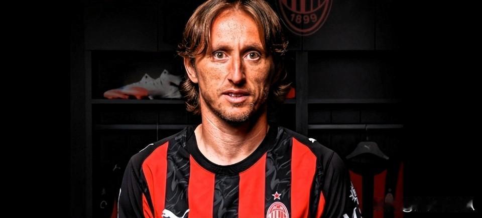 老了也是宝贝！AC米兰生怕40岁魔笛跑了，做出最英明一个决定。

说出来您可能不